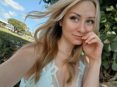 BellaAndersin