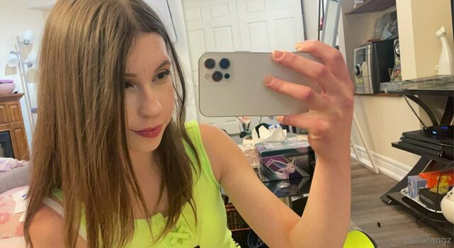 bellafangz