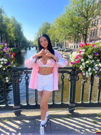 bellapussy25