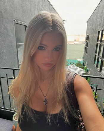BestBlondiiecb