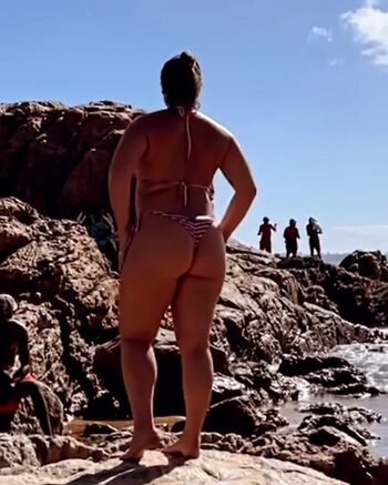 Bethe Correia