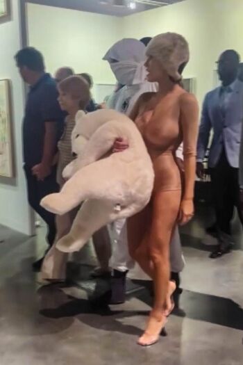 Bianca Censori