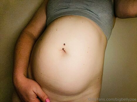 bigbellyzoe