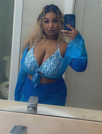 billiondollarboobs