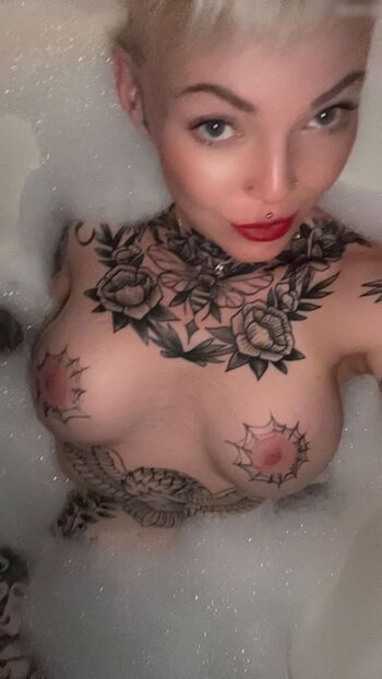 Bini_inked / Sabine Haimerl