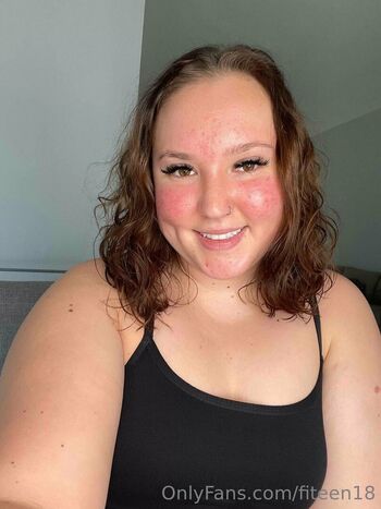 bisexualcollegegirl