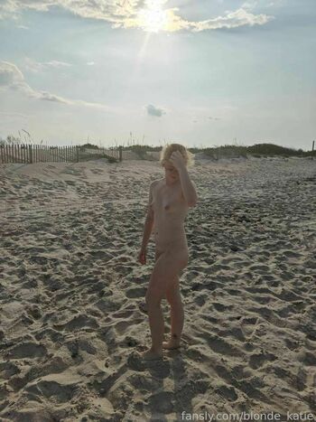 blonde_katie