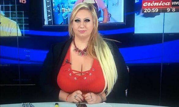 blonde_maria