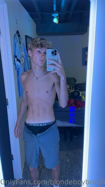 blondeboybradfree