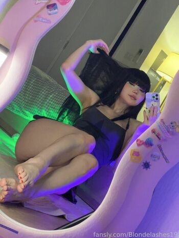 blondelashes19