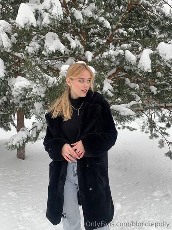 blondiepolly