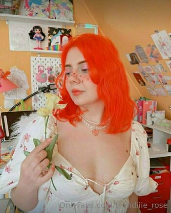 blondiiie_rose
