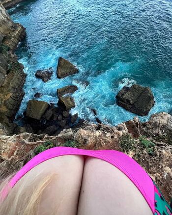 blondiiie_rose