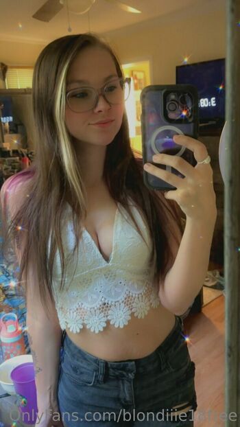 blondiiie18free