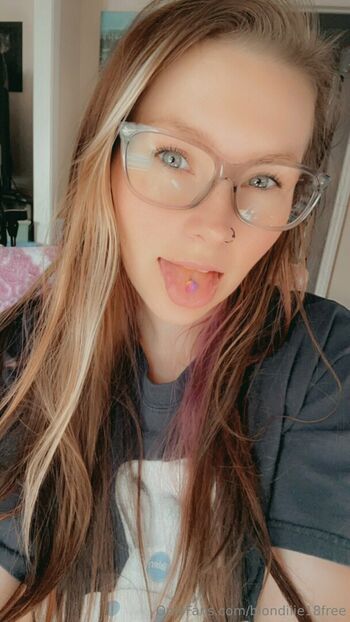 blondiiie18free