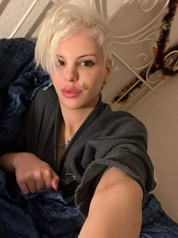 Blonditwink