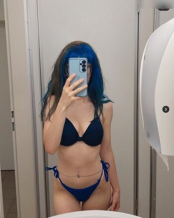 Blue.mogli