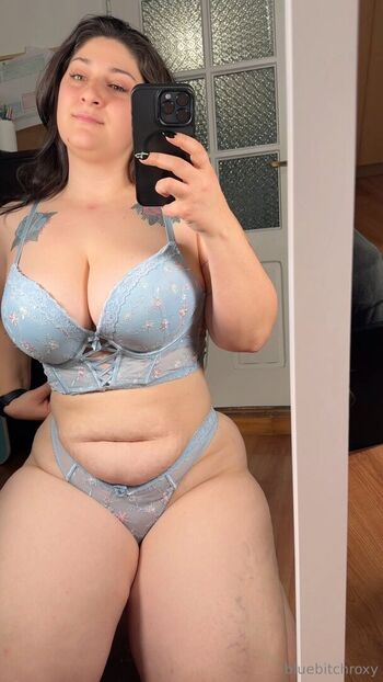 bluebitchroxy