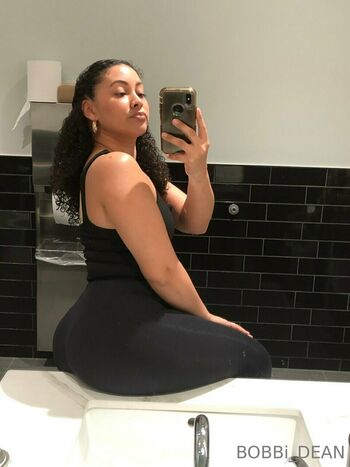 Bobbi_dean