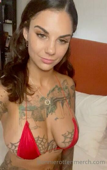 Bonnie Rotten