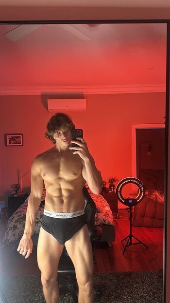 boyfromphub
