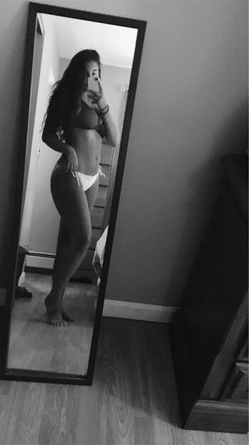Bri Alexis Snow