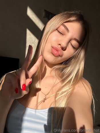 briana_hot