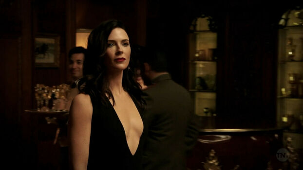 Bridget Regan
