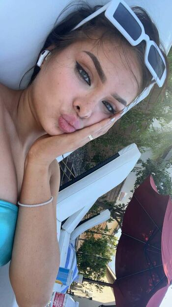 Brighton Rosie Sharbino
