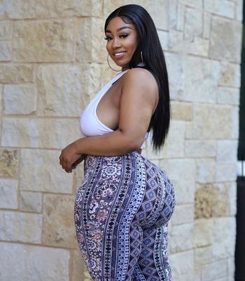 brittney_tonee