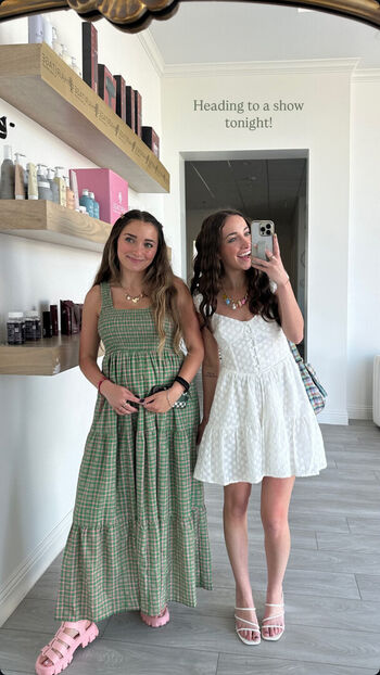 Brooklyn And Bailey