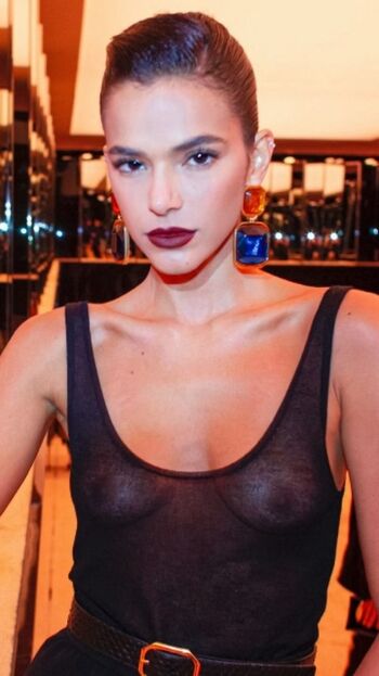 Bruna Marquezine