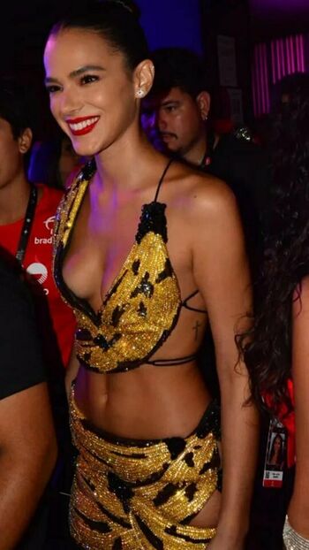 Bruna Marquezine