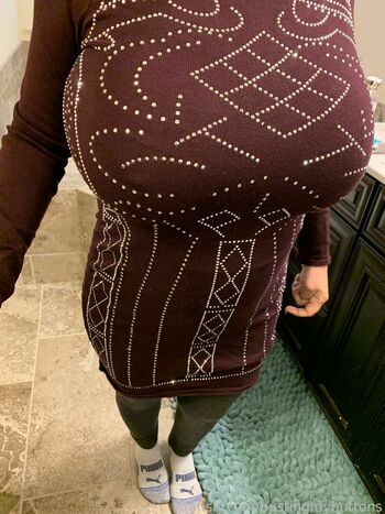 BustingMyButtons