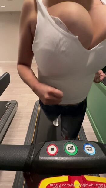BustingMyButtons