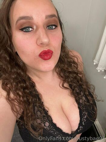 Bustybae95