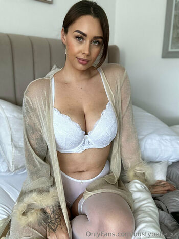 bustybelle_xx
