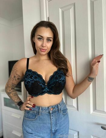 bustybelle_xx