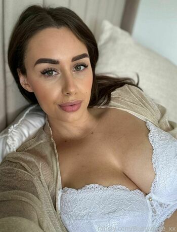 bustybelle_xx