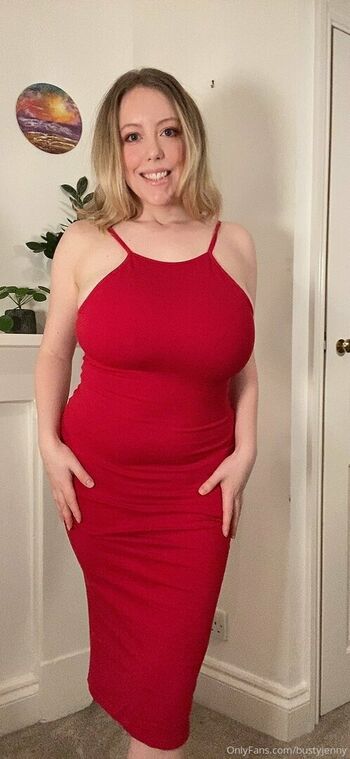 bustylily