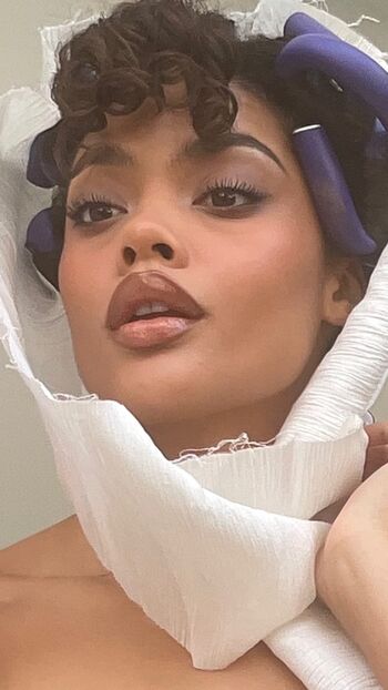 Caitlyn Mwenifumbo