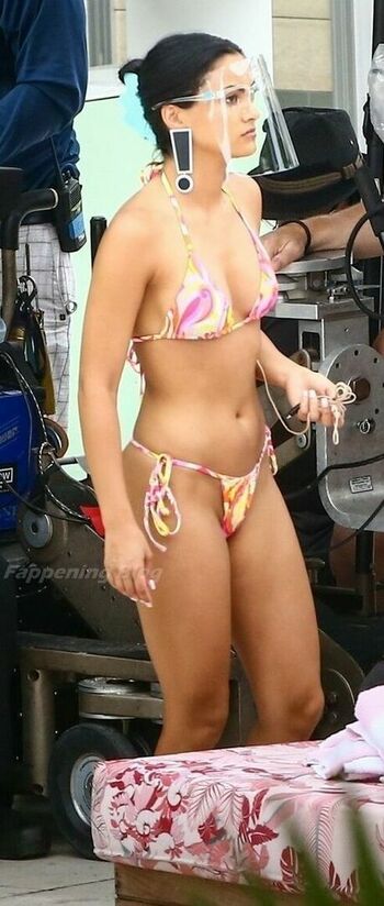 Camila Mendes
