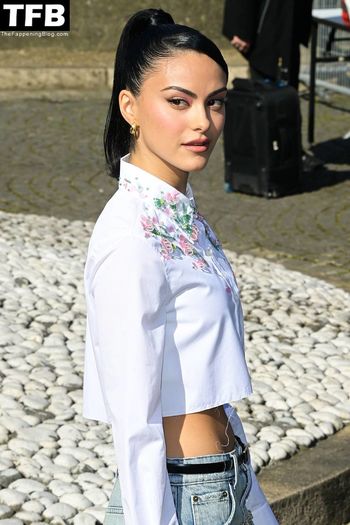 Camila Mendes