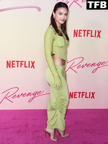 Camila Mendes