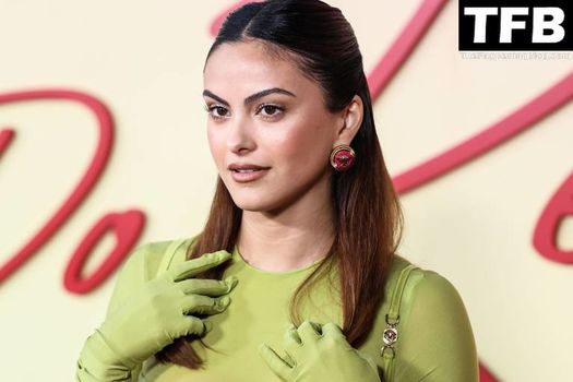 Camila Mendes