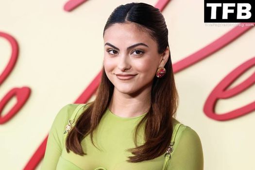 Camila Mendes