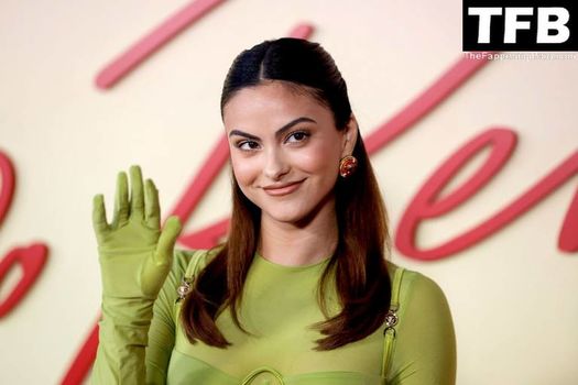 Camila Mendes