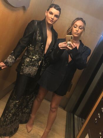 Camren Bicondova