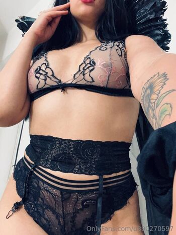 candy_is_your_doll