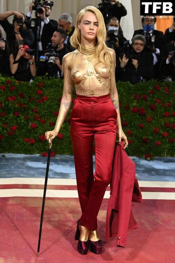 Cara Delevingne